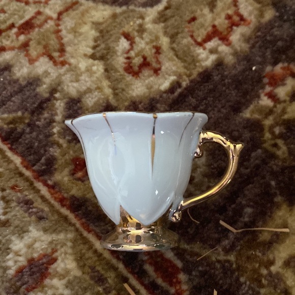 Vintage Demitasse Set. - Picture 2 of 9